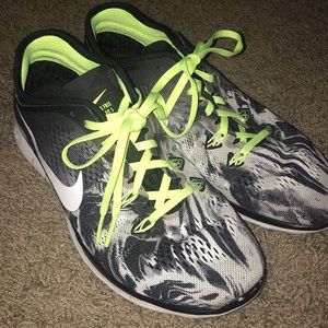 Black & White Nike Frees with Neon Green laces